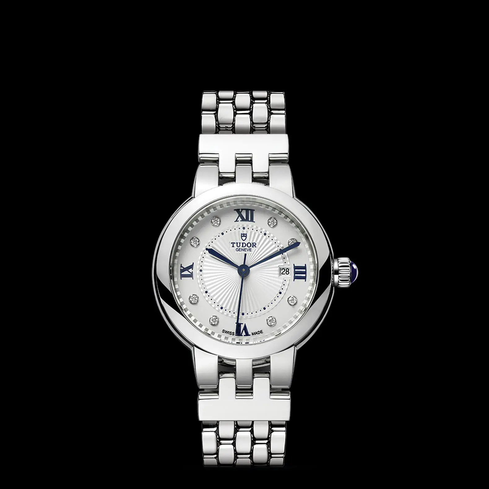 M35500-0004-upright_watch_black_background_zoomed_in | Brela | Brela