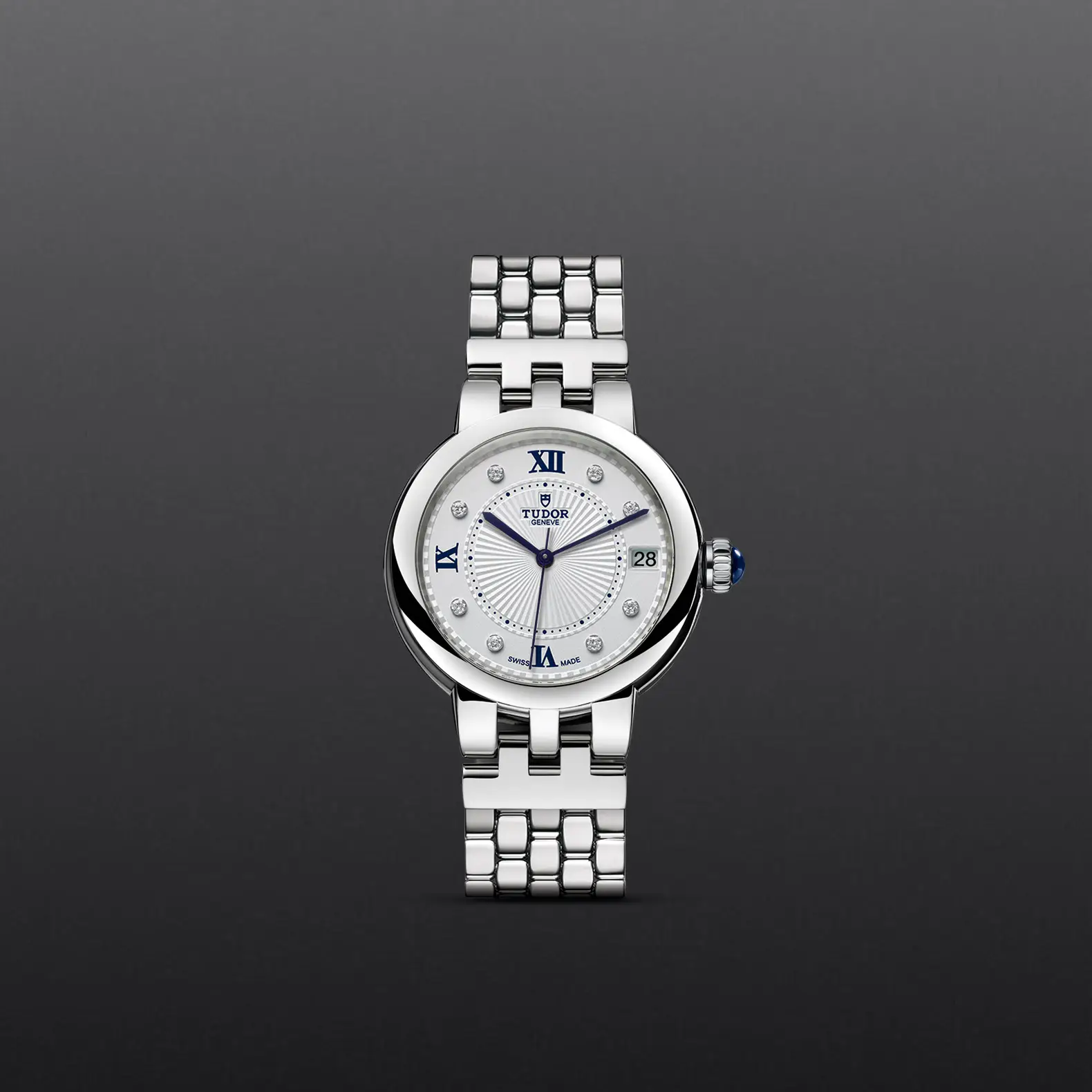 M35800-0004-upright_watch_grey_background-model_page_only_standard_size | Brela | Brela