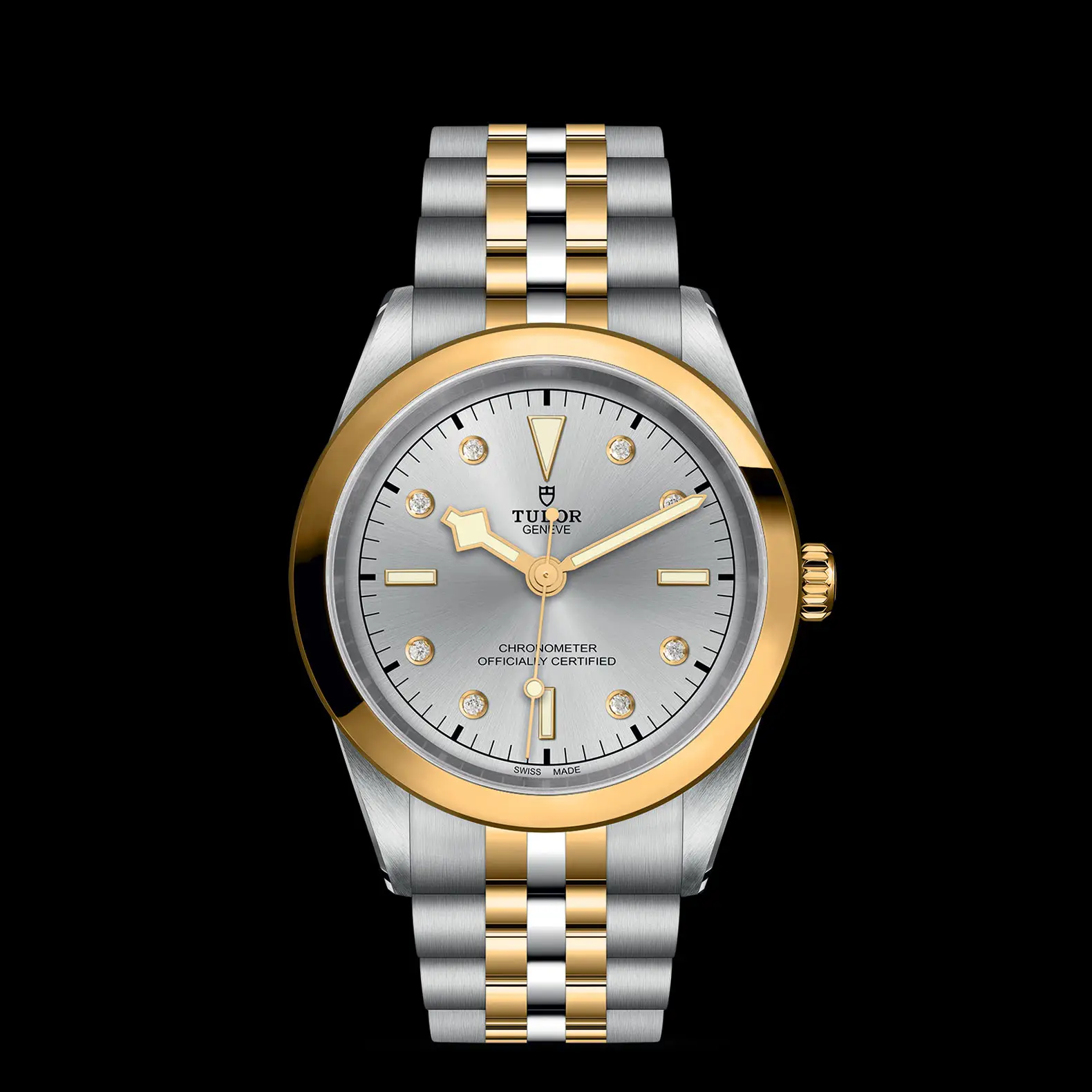 M79683-0007-upright_watch_black_background_zoomed_in | Brela | Brela