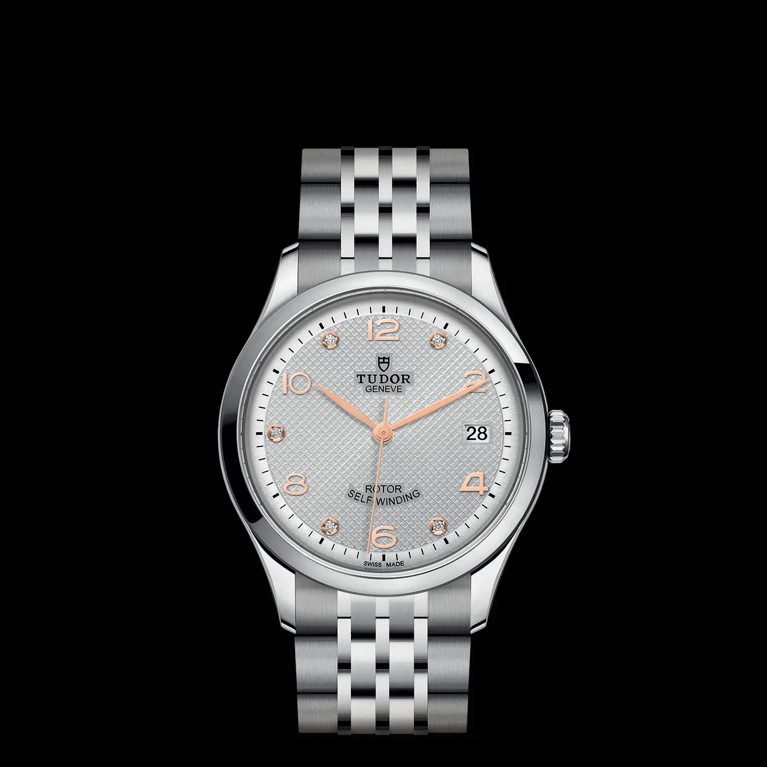 M91450-0003-upright_watch_black_background_zoomed_in | Brela | Brela