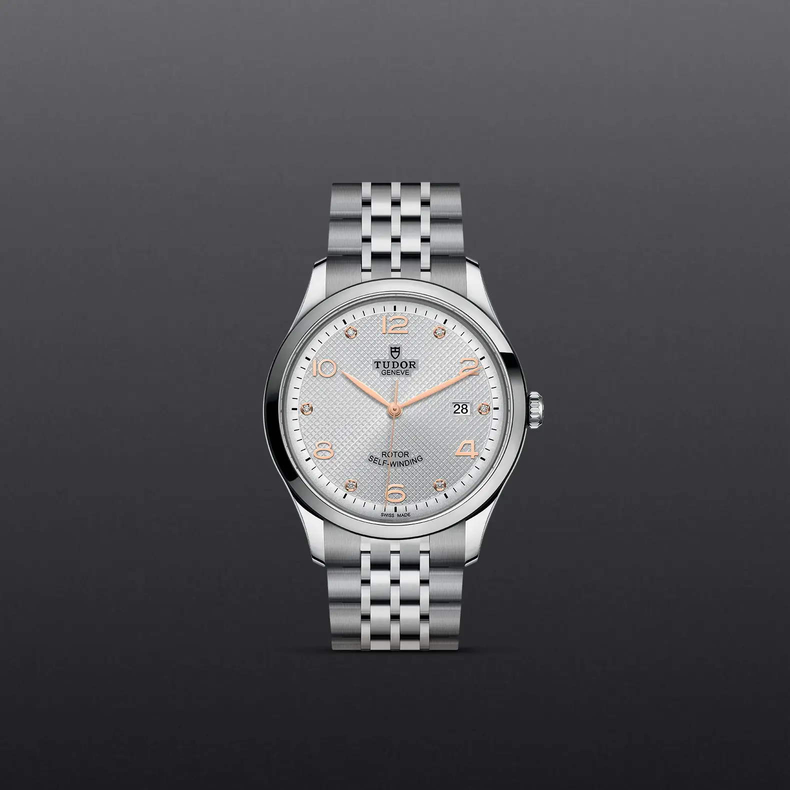 M91650-0003-upright_watch_grey_background-model_page_only_standard_size | Brela | Brela