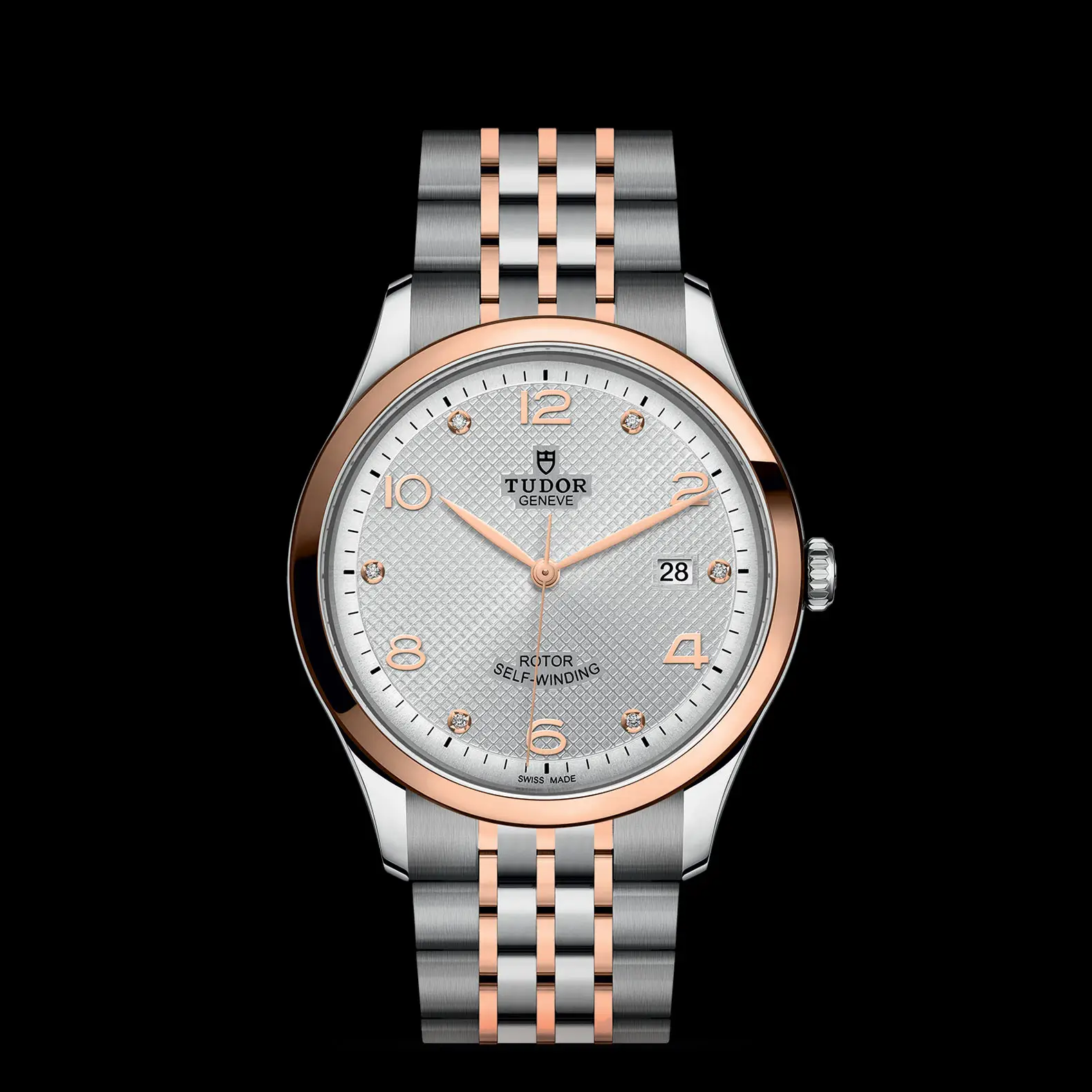 M91651-0002-upright_watch_black_background_zoomed_in | Brela | Brela