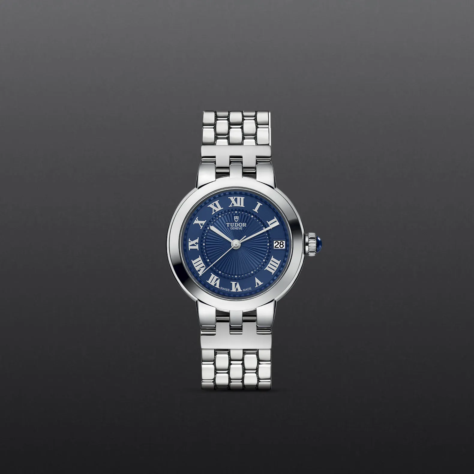 M35800-0009-upright_watch_grey_background_model_page_only_standard_size | Brela | Brela