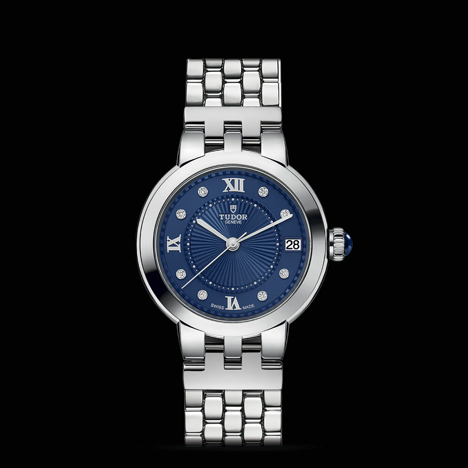 M35800-0010-upright_watch_black_background_zoomed | Brela | Brela