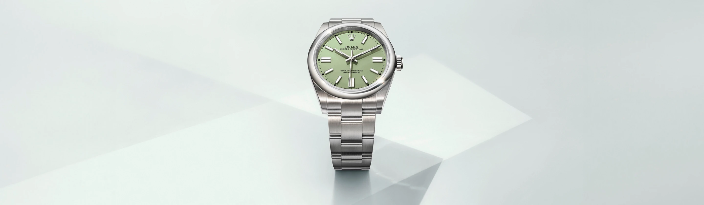 rolex-oyster-perpetual-cover-m134300-0006_2503stojan_001-landscape