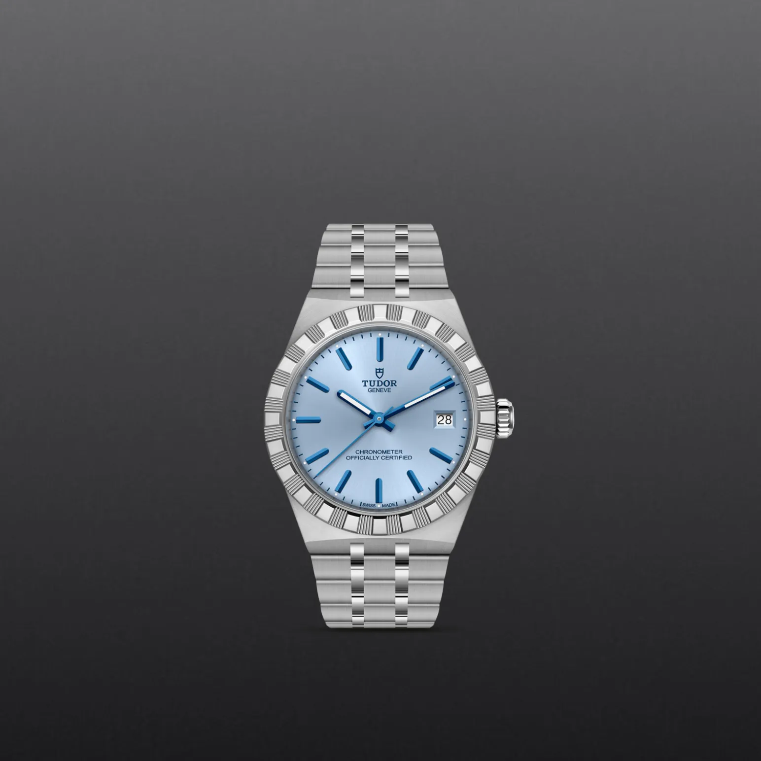 m2836c1a0-0106-upright_watch_grey_background-model_page_only_standard_size | Brela | Brela